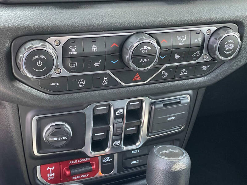 2025 Jeep Gladiator Willys