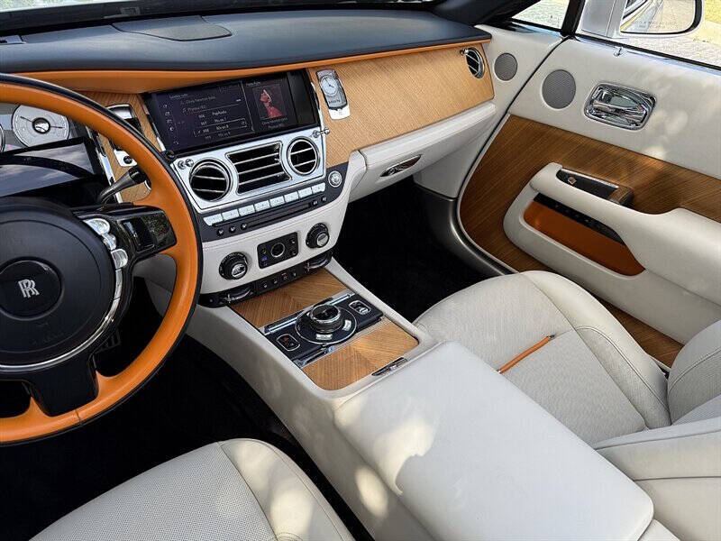 2019 Rolls-Royce Dawn 29
