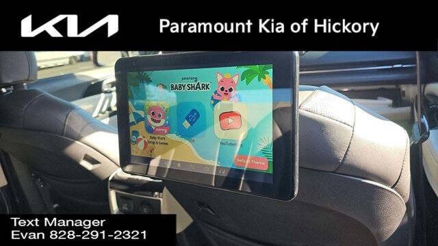 2022 Kia Carnival SX