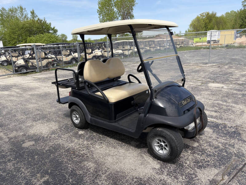 2013 Club Car Precedent