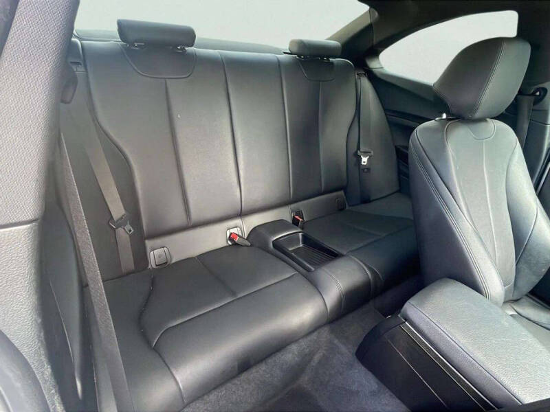 2019 BMW 2 Series 230i