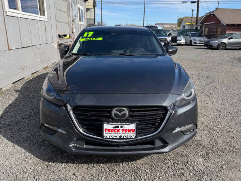 2017 Mazda MAZDA3 Grand Touring