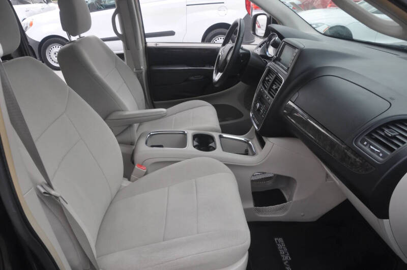 2011 Dodge Grand Caravan Crew