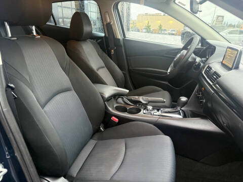 2016 Mazda MAZDA3 i Sport