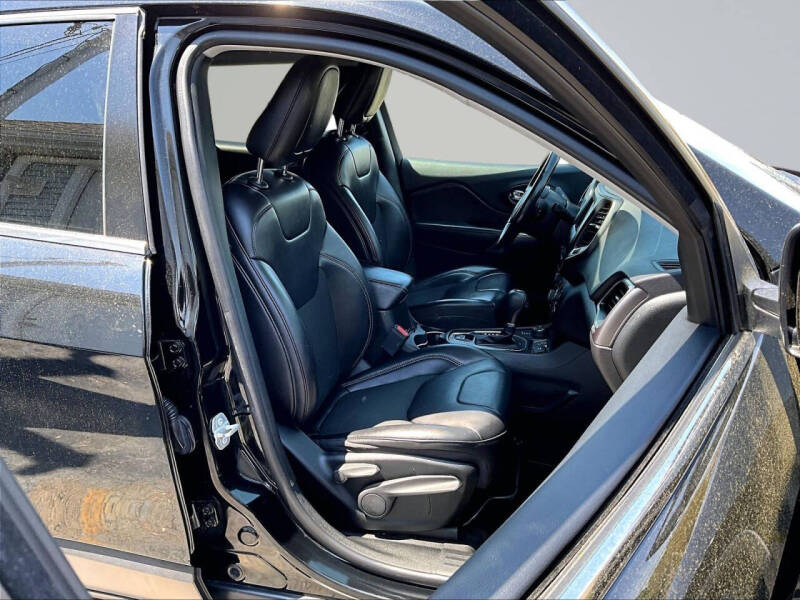 2019 Jeep Cherokee