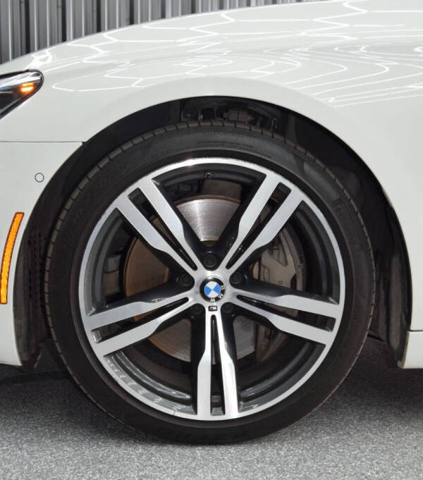 2018 BMW 7 Series 750i