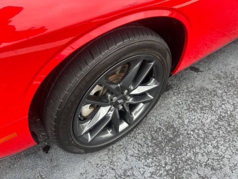 2023 Dodge Challenger SXT