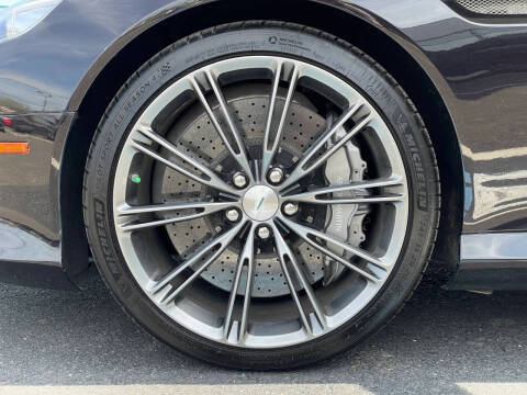 2015 Aston Martin DB9