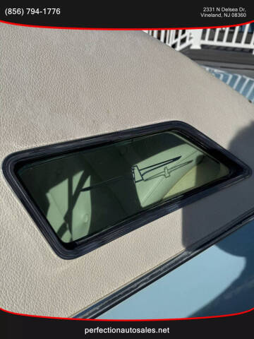 1976 Ford Thunderbird 2D Hardtop