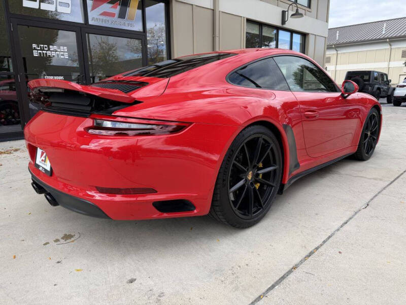 2018 Porsche 911 Carrera GTS