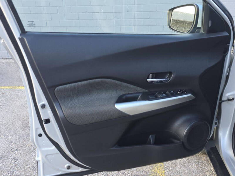 2020 Nissan Kicks SV