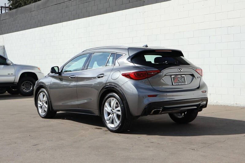 2019 Infiniti QX30
