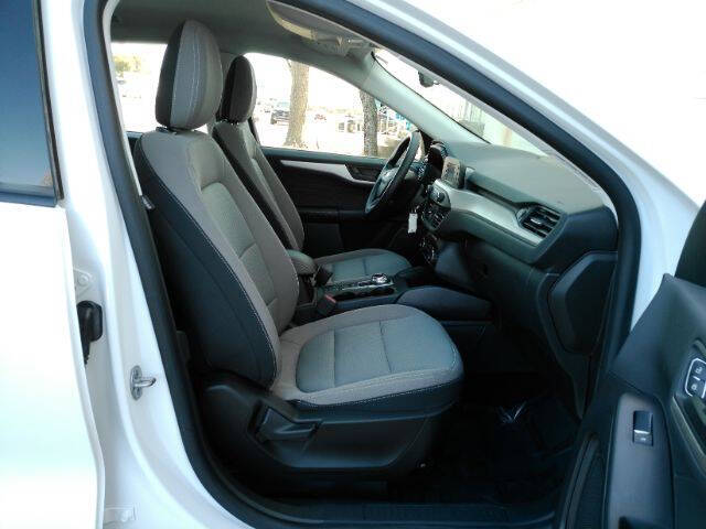 2022 Ford Escape S