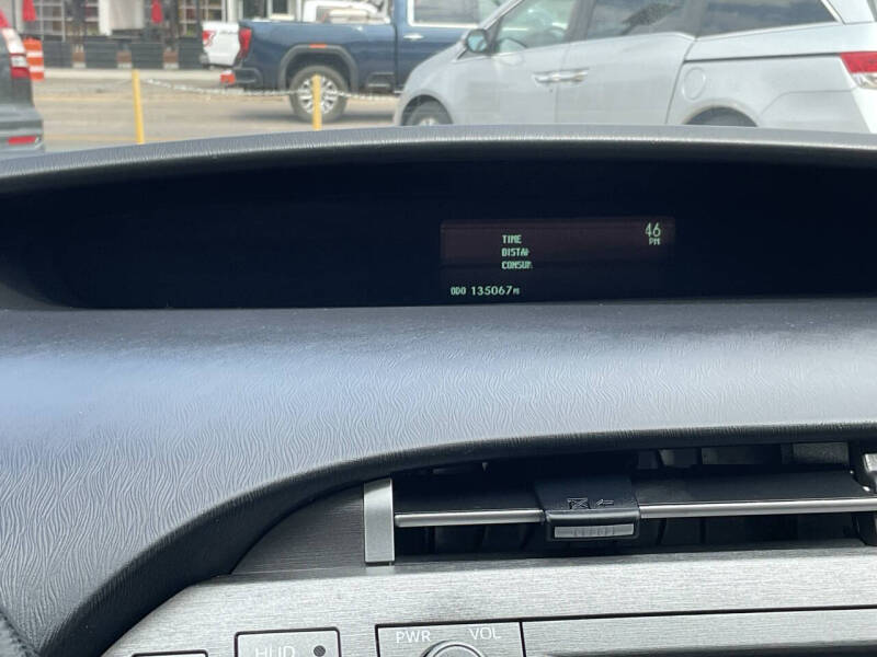 2015 Toyota Prius Plug-in Hybrid Advanced