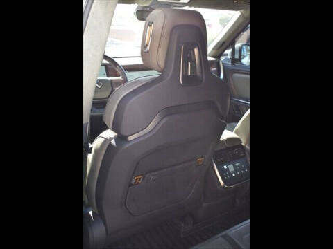 2023 Rivian R1S Adventure