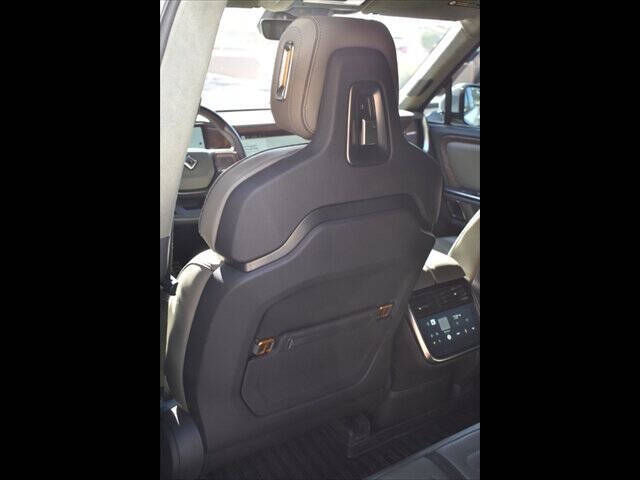 2023 Rivian R1S Adventure