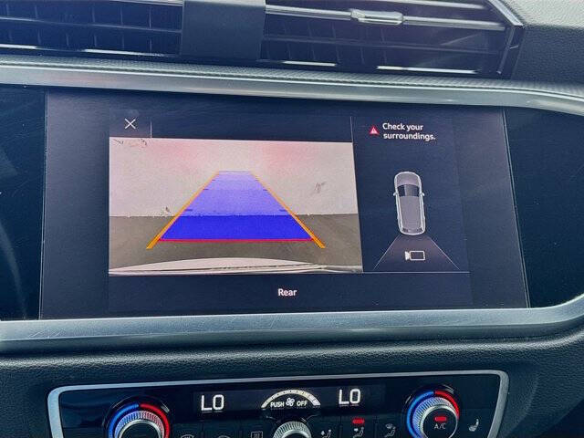 2020 Audi Q3 quattro Premium 45 TFSI