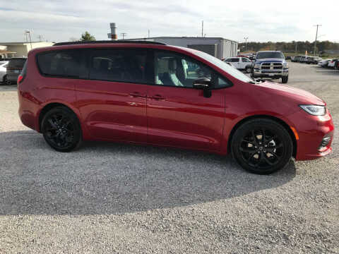 2026 Chrysler Pacifica Select