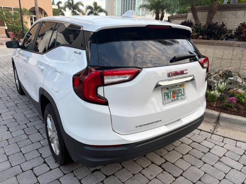 2022 GMC Terrain SLE