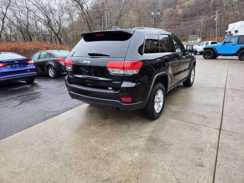 2018 Jeep Grand Cherokee Laredo E photo 8