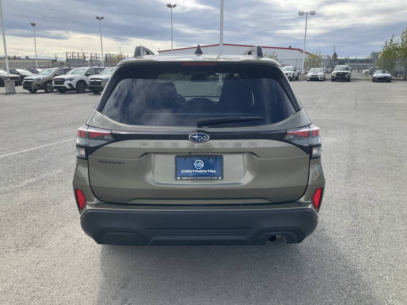 2025 Subaru Forester Premium