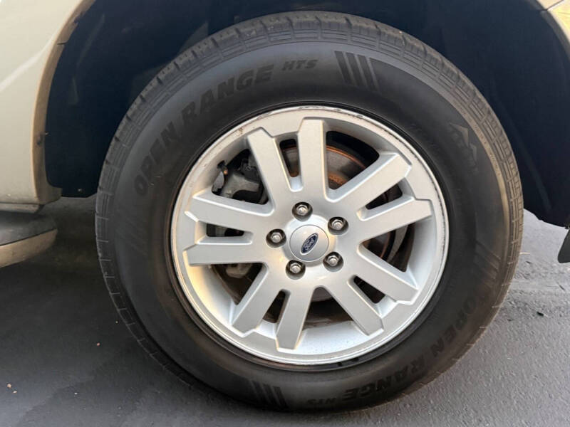 2010 Ford Explorer Eddie Bauer