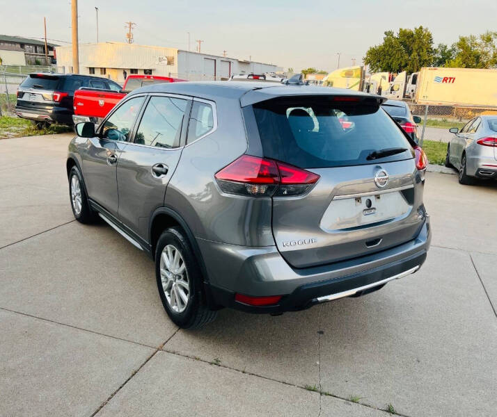 2018 Nissan Rogue S