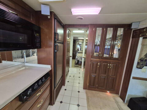 2002 Newmar Dutch Star 3852