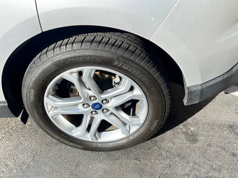 2018 Ford Edge Titanium