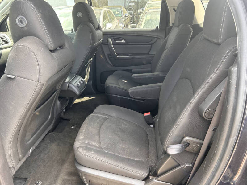 2015 GMC Acadia SLE-2