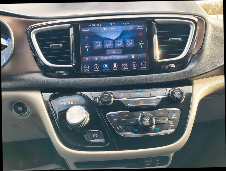 2018 Chrysler Pacifica Touring L
