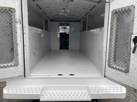 2014 Ford E-Series E-350 SD