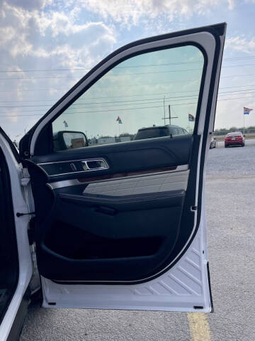 2016 Ford Explorer Platinum