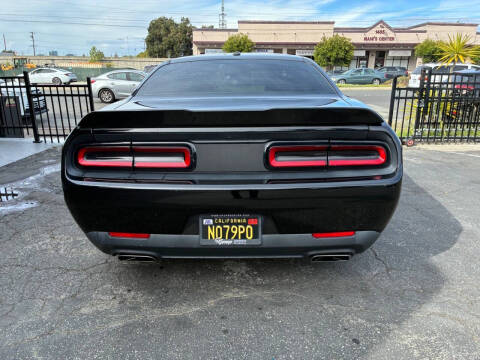 2017 Dodge Challenger R/T