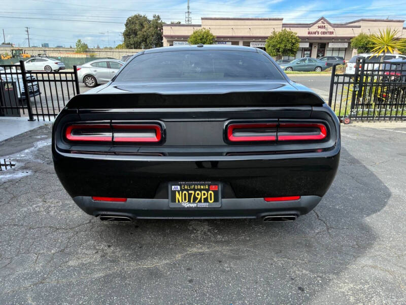 2017 Dodge Challenger R/T