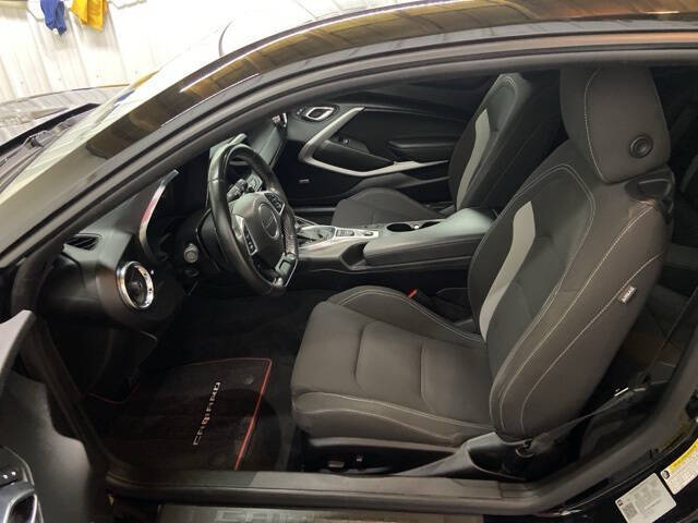 2021 Chevrolet Camaro LT1