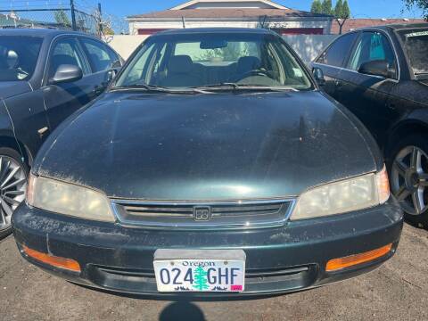 1996 Honda Accord for sale at 82nd AutoMall in Portland OR