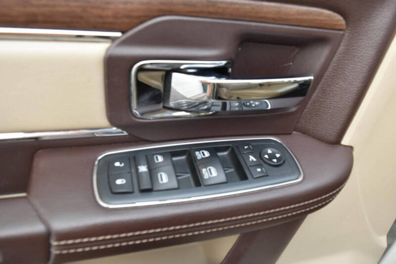 2016 RAM 2500 Laramie