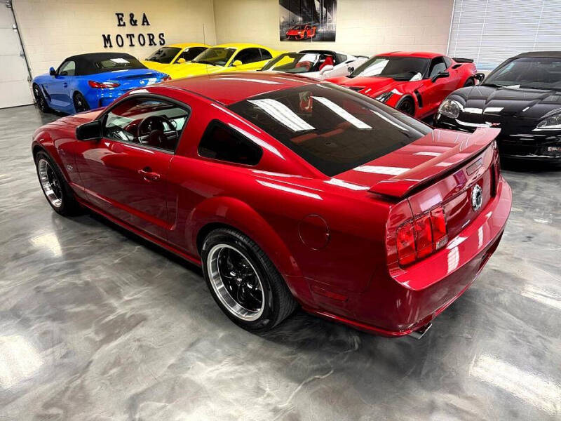 2005 Ford Mustang