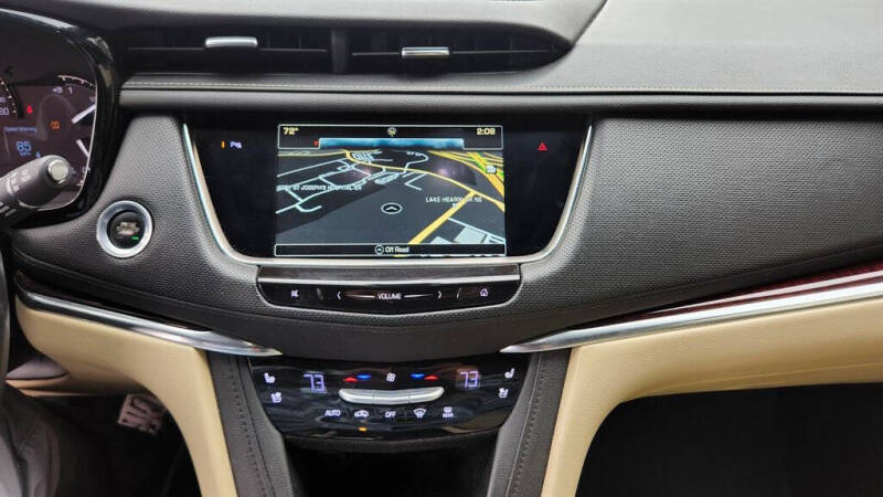 2017 Cadillac XT5 Premium Luxury