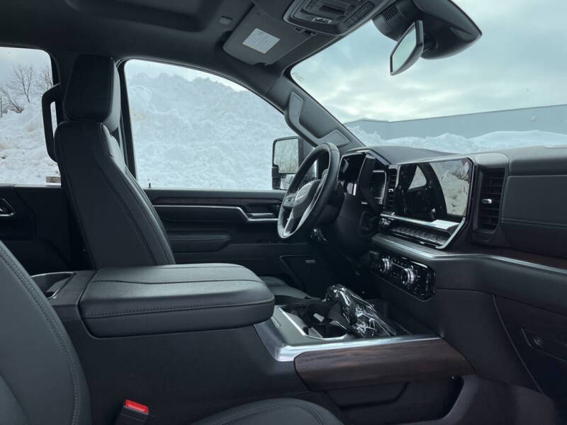 2025 GMC Sierra 2500HD