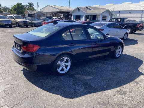 2015 BMW 3 Series 320i