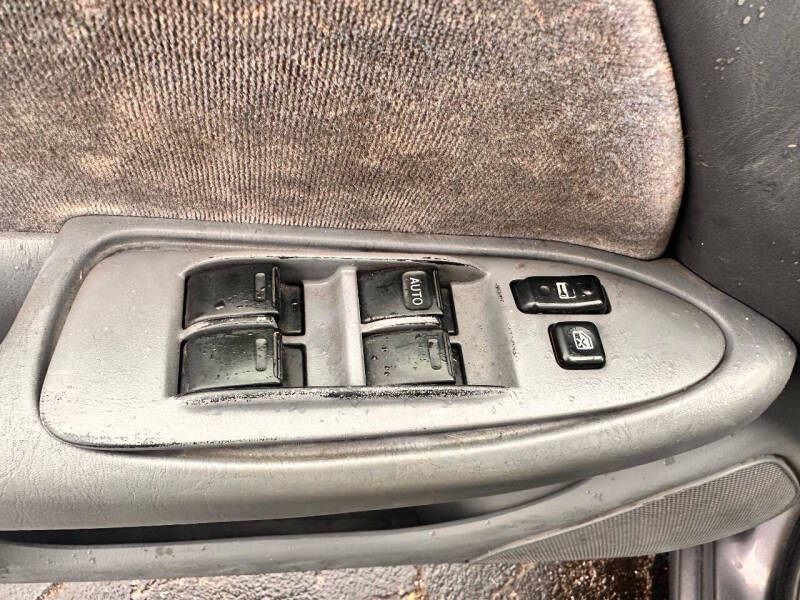 1999 Toyota Camry LE