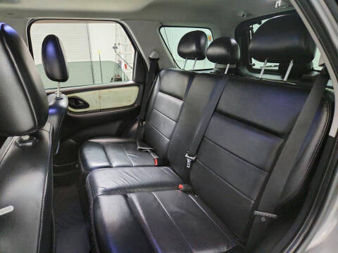 2005 Ford Escape Limited