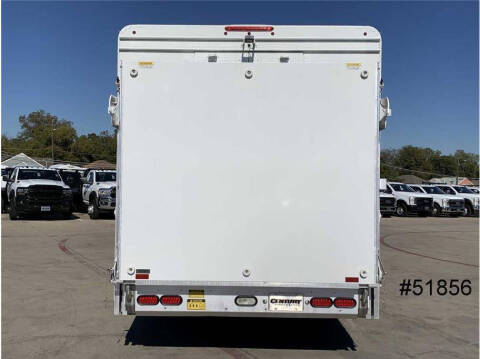 2016 Freightliner MT45 Chassis