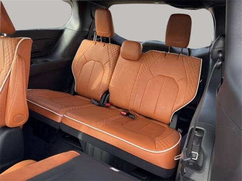 2026 Chrysler Pacifica Pinnacle