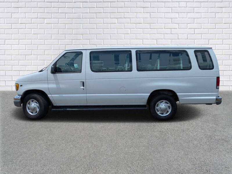 2001 Ford E-Series