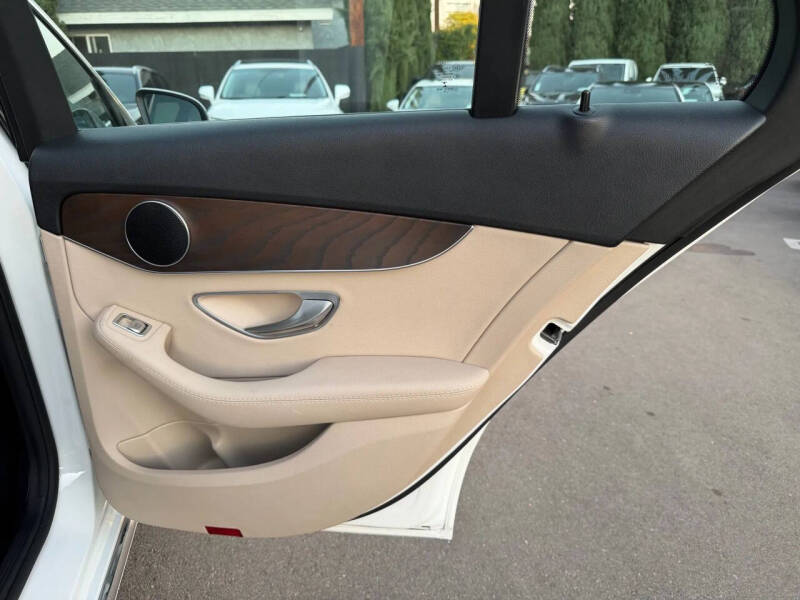 2018 Mercedes-Benz C-Class C 300