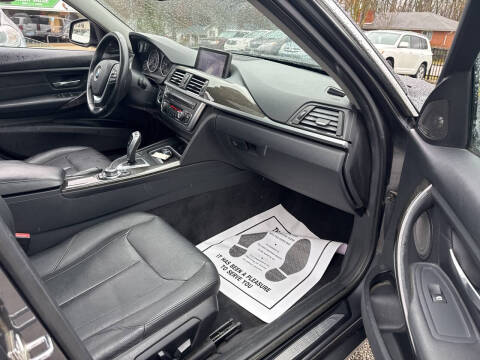 2012 BMW 3 Series 328i