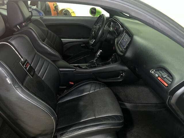 2015 Dodge Challenger SRT Hellcat